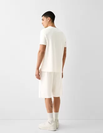 Tricou texturat cu maneca scurta