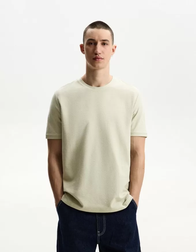 Tricou texturat cu maneca scurta