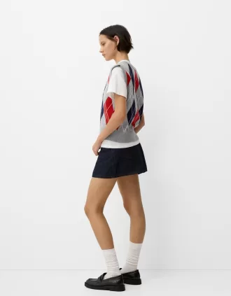 Vestă cu decolteu în V cu model argyle